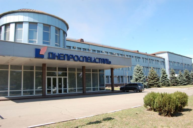 ﻿Пожежа в “Дніпроспецсталі” – загинули тварини