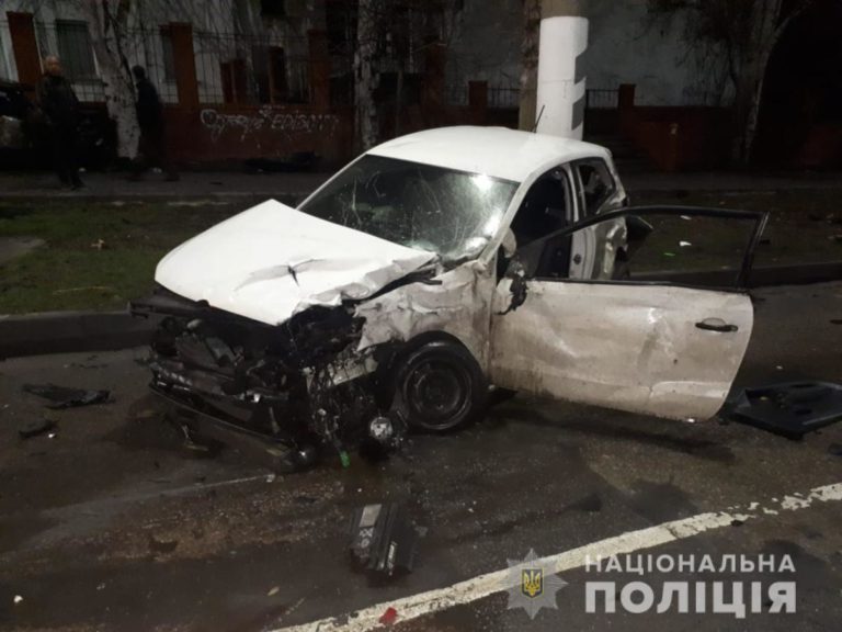 В Мелитополе произошла авария: один человек погиб, трое – в больнице