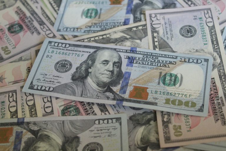 Верховная Рада приняла законопроект о банках и банковской деятельности в первом чтении