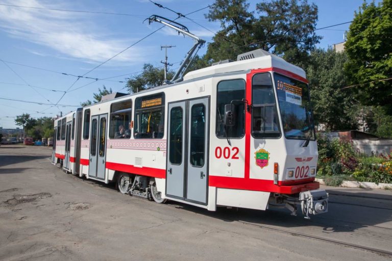 Без пропуска в маршрутку: работа транспорта в Запорожье постепенно входит в обычный режим