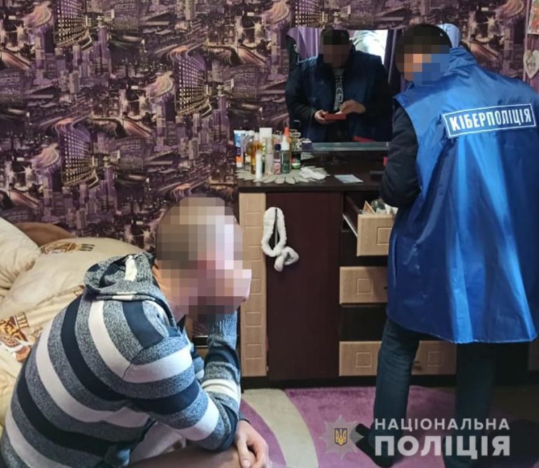 В запорожской области мошенники выманивали деньги за несуществующие авто
