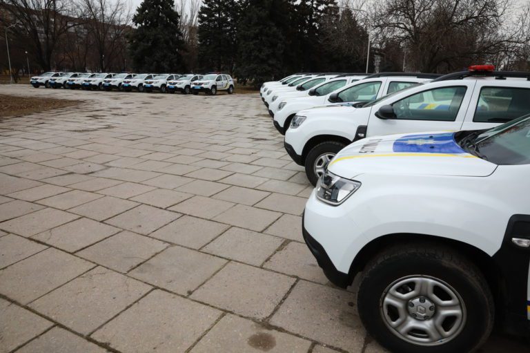 Поліцейські громад отримали нові службові автомобілі