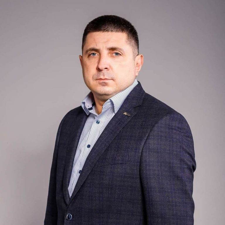 Дорогі наші жінки, найпривабливіші і найдобріші!
