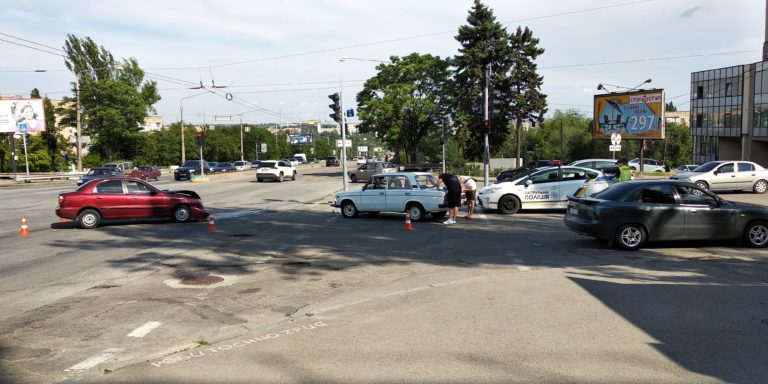 У центрі Запоріжжя сталася ДТП