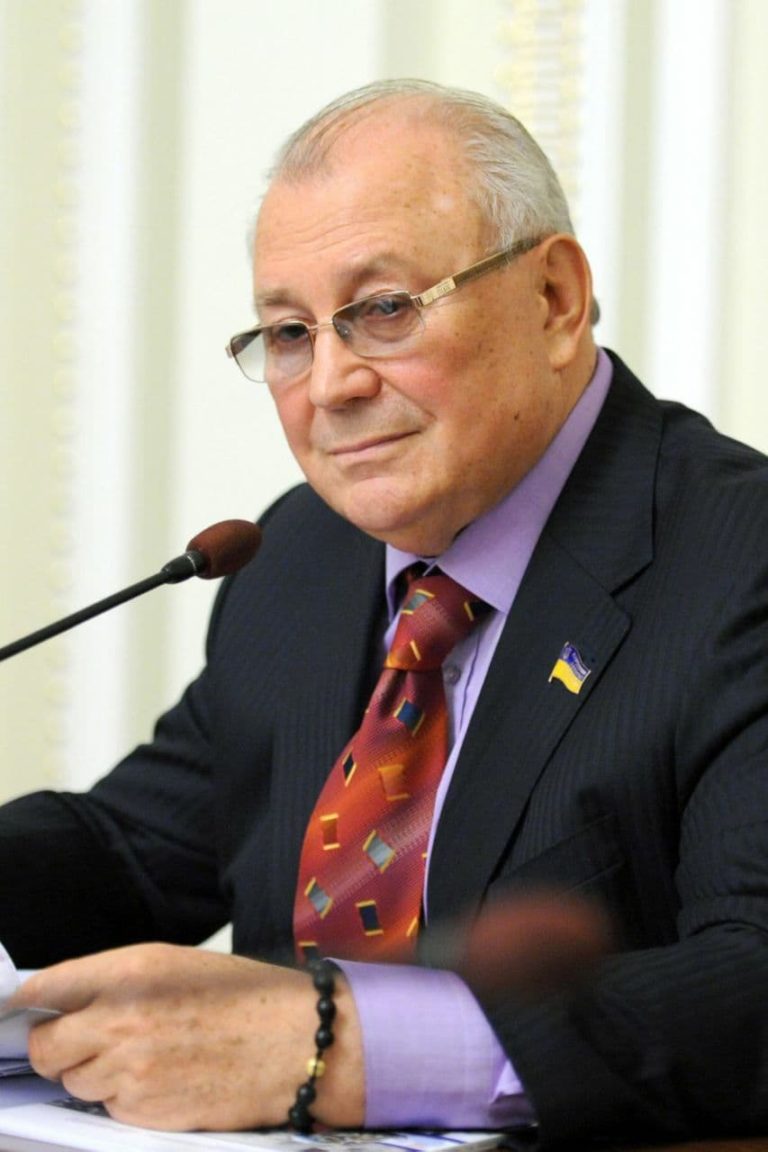 Щирі вітання від Євгена Карташова!