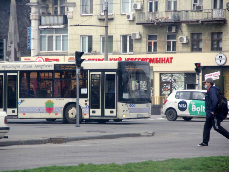 В Запорожье временно ограничат работу общественного транспорта