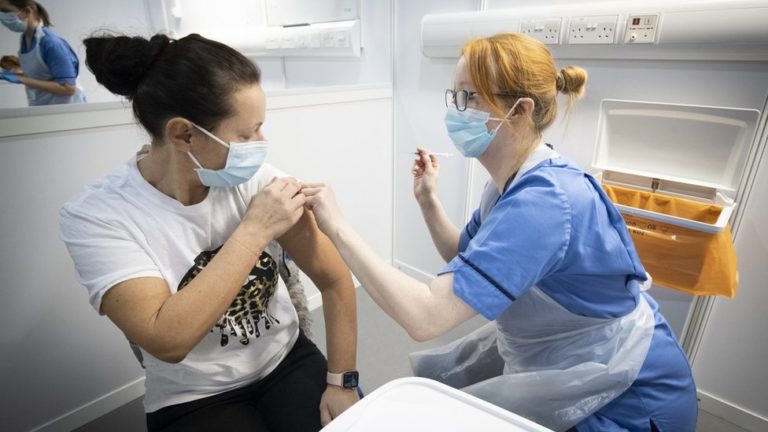 До вакцинації населення залучать студентів-медиків