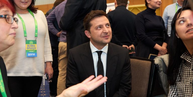 Судьбу спикера решил корпоратив