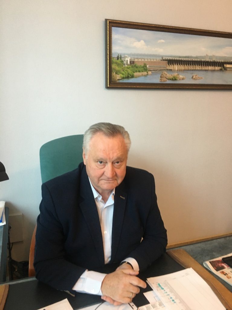 Олександр Головко щиро вітає зі святами