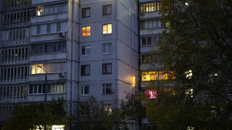 У Запорізькій області відновлюються погодинні відключення електроенергії