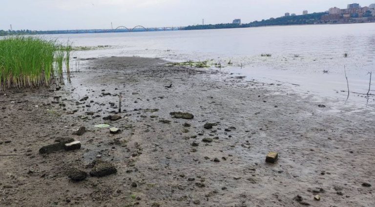Зниження рівня води у Каховському водосховищі негативно впливає на ЗАЕС
