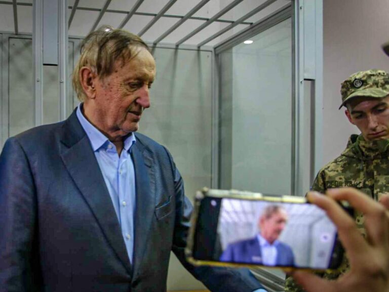 Суд продовжив арешт ексочільнику «Мотор Січі»