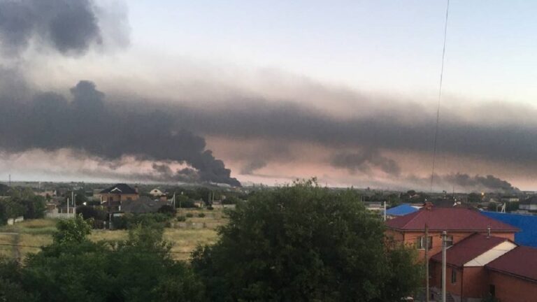 В окупованому Мелітополі «бавовна» на аеродромі, у Пологах теж неспокійно