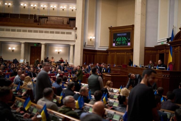Низка нардепів вимагають відправити законопроєкт «про заборону УПЦ МП» до Венеціанської комісії