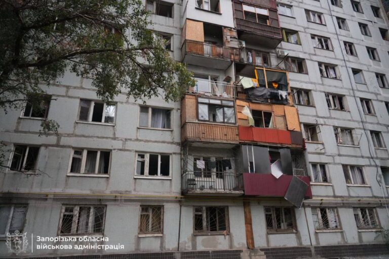 У Запоріжжі 2 загиблих і 15 поранених унаслідок російського ракетного удару