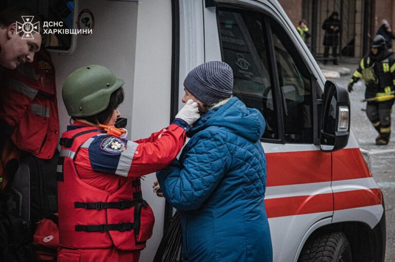 За ніч РФ випустила близько 150 дронів, авіабомби та ракети, атакувавши одразу 10 областей України