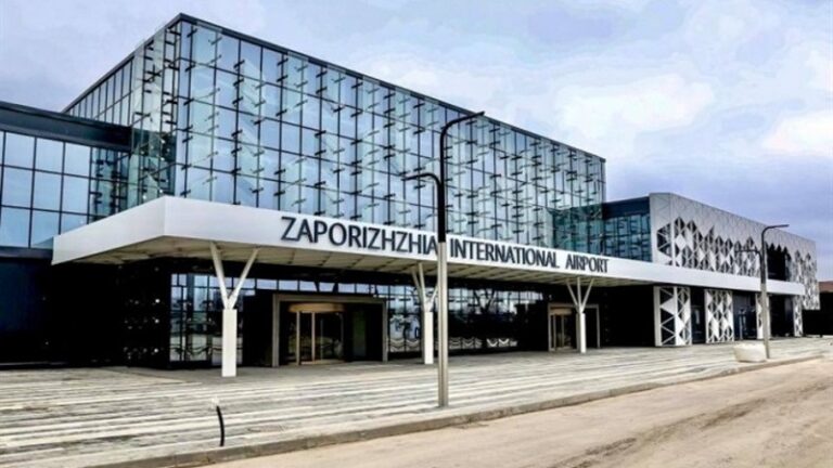 Майно запорізького аеропорту транспортують до Борисполя