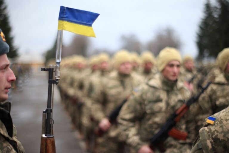 Курсантам військових вишів піднімуть виплати