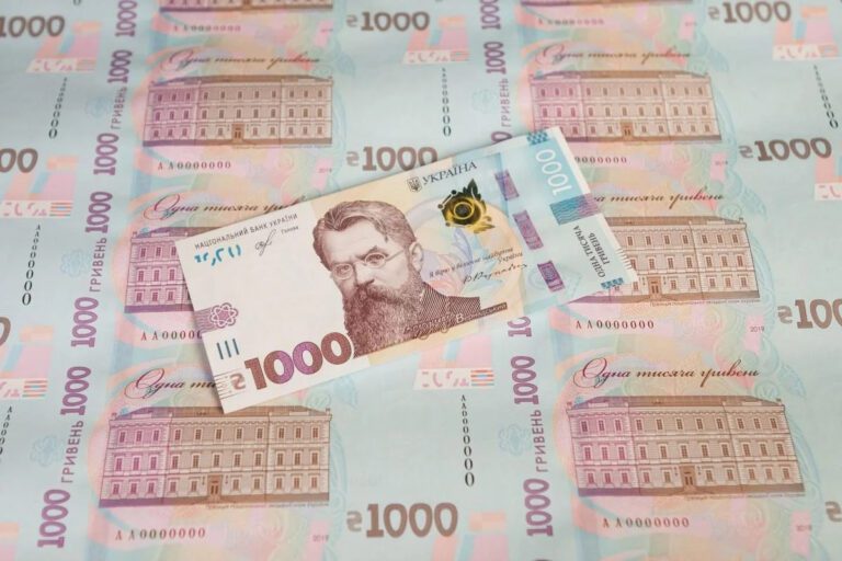 «Тисяча Зеленського»: все, що треба знати про ініціативу президента