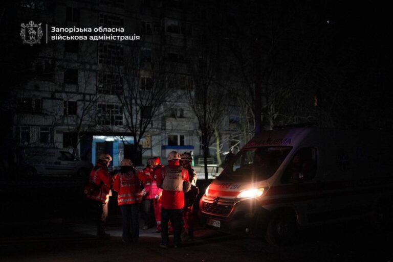 Ворог атакував Запоріжжя: є загиблі та поранені (фото)