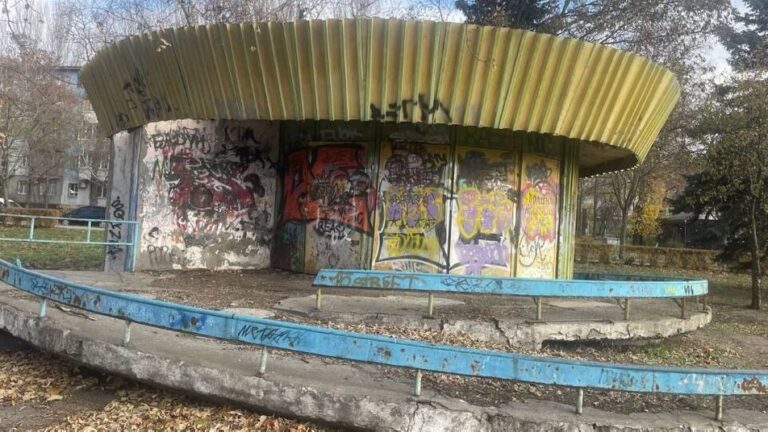 У Запоріжжі на аукціон виставили старе кафе в парку Перемоги: стартова ціна — понад 500 тисяч гривень