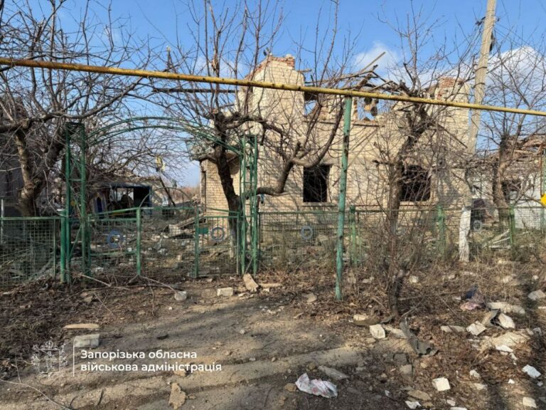 Росіяни атакували Запорізьку область: пошкоджено будинки та лінію електропередачі