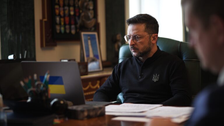 Зеленський анонсував нові перемовини України, США, Франції та Великої Британії