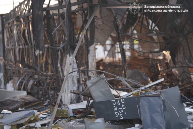 Замість знищеного відділення «Нової пошти» у Запоріжжі відкриють мобільне
