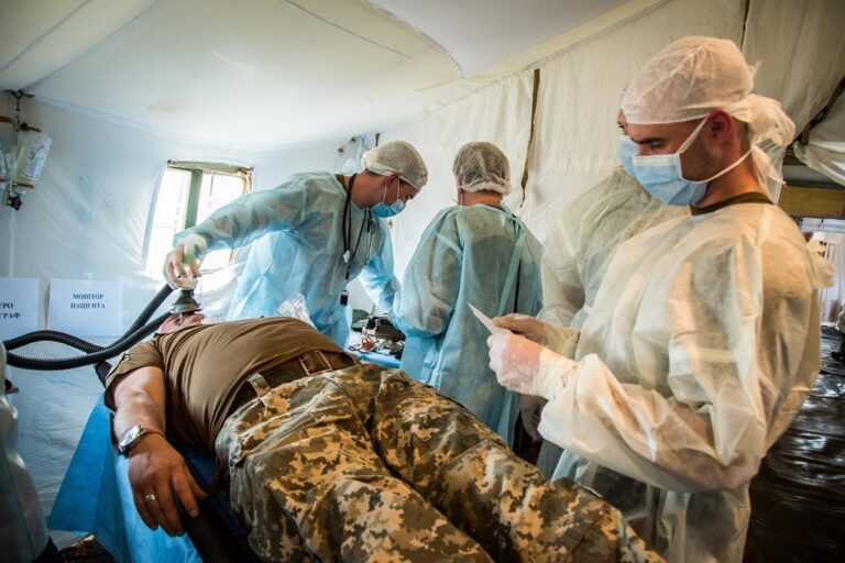 Медиків не призначатимуть на непрофільні посади у ЗСУ