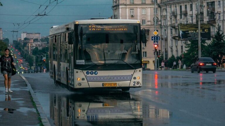 У Запоріжжі запускають три нові автобусні маршрути: куди і звідки курсуватимуть