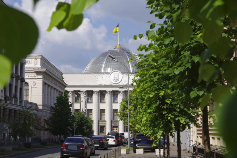 Громадські організації та медіа вимагають відновити трансляції засідань Верховної Ради