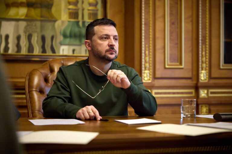 Зеленський підписав закон про повернення незалежності НАБУ та САП